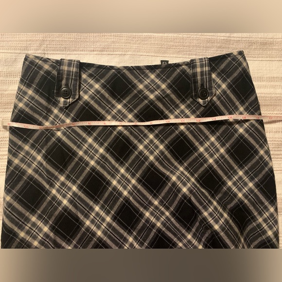 Plaid H&M skirt - Picture 4 of 4
